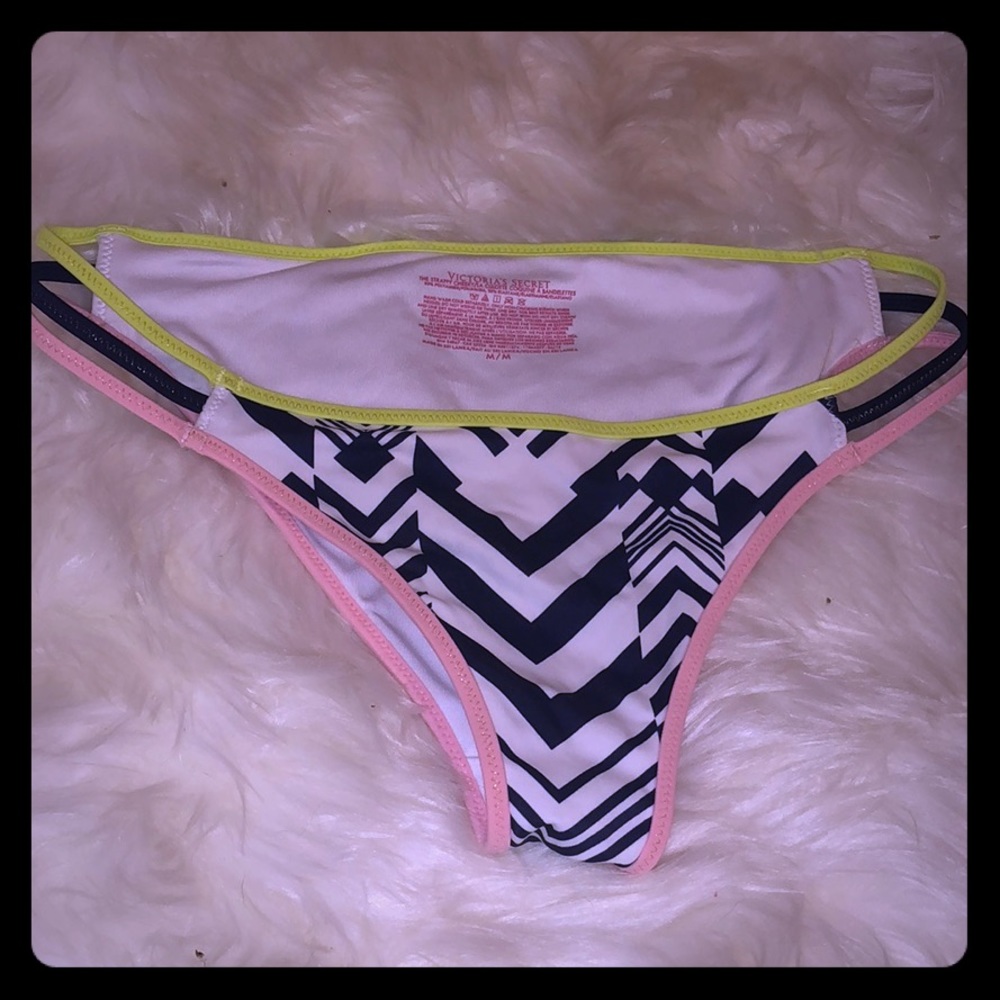 Bikini bottoms